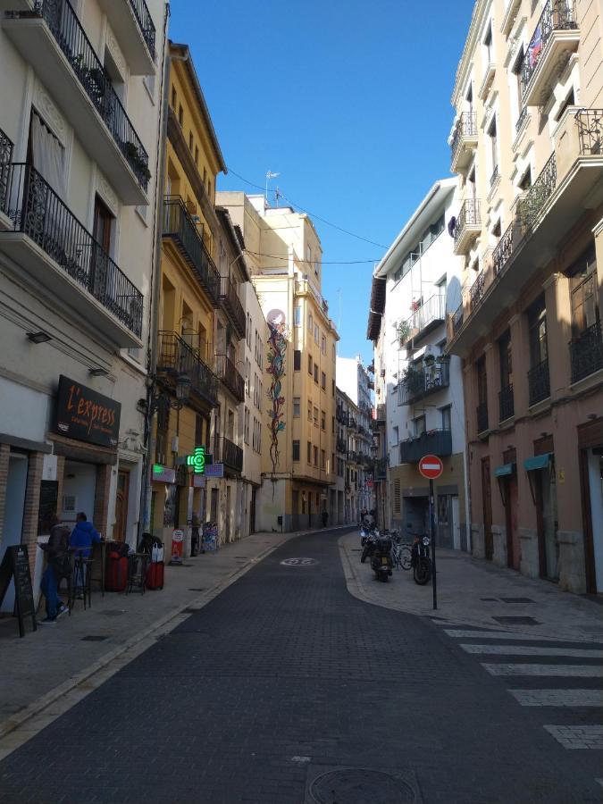 Loft En Centro Historico Apartment Valencia Luaran gambar